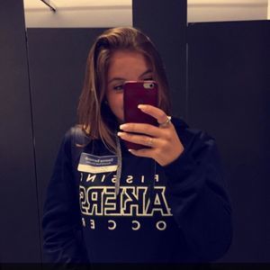 Meet your Posher, Deanna